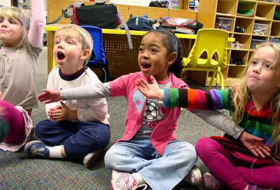 kids singing